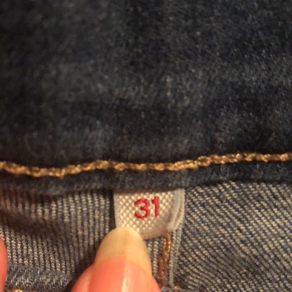 Levi Strauss size 31 Cropped  Stretch Jeans - Picture 4 of 5